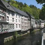 Raelax Feriehus